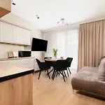 Easy Rent- Jasna Street Centrum, 24h Check-in Apartment